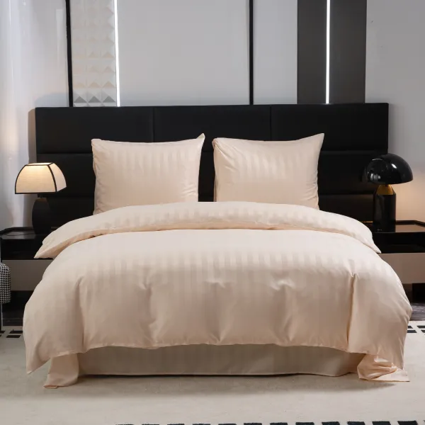 Hotelové obliečky z mikrovlákna JASMINE šampanské - prúžok 2 cm Rozmer obliečok: 70 x 90 cm | 140 x 220 cm
