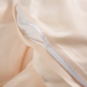 Hotelové obliečky z mikrovlákna JASMINE šampanské - prúžok 2 cm Rozmer obliečok: 70 x 90 cm | 140 x 220 cm