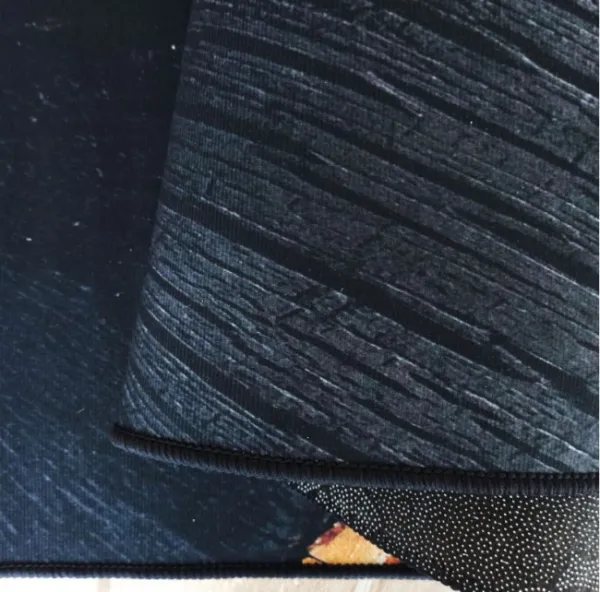 Koberec BLACK and GOLD N 11