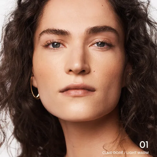 GUERLAIN Terracotta Light bronzujúci rozjasňujúci púder náhradná náplň odtieň 01 Light Warm 10 g