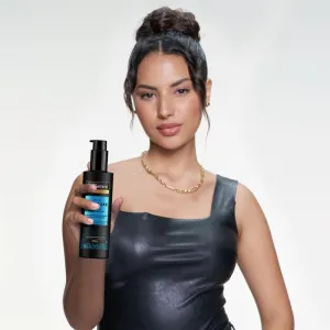 TRESemmé Rich Moisture Leave-In Serum krémové sérum pre hydratáciu a lesk 200 ml