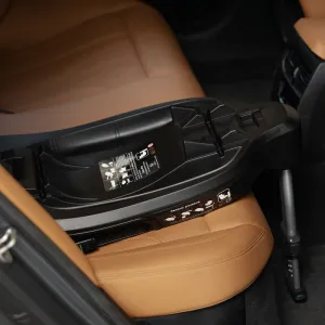 PETITEMARS Autosedačka Petite&Mars Core Pro i-Size + isofixová základňa Farba: Black Grey