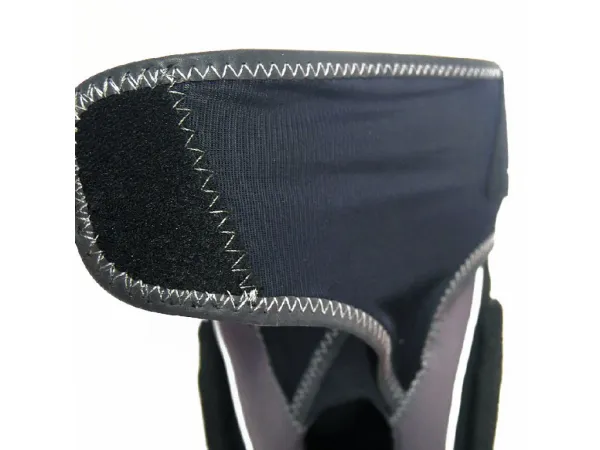 Mueller Hg80 Premium Hinged Knee Brace - Ortéza na koleno s kĺbom Veľkosť: M