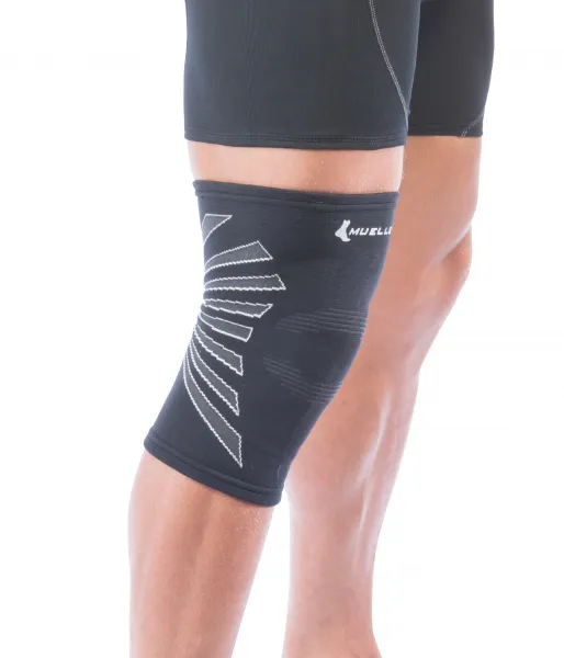 Mueller Omni Knee Support K-100 Silver, bandáž na koleno Veľkosť: S