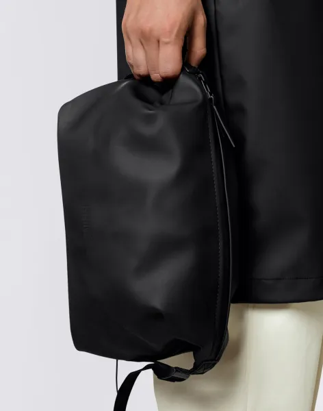 Rains Weekend Wash Bag 01 Black