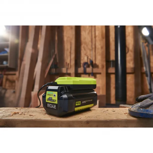 RYOBI 36V MAX POWER Kompaktná nabíjačka 1.7 Amp/h RY36C17A