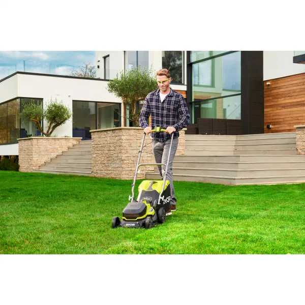 AKU kosačka na trávu RYOBI RY18LM37A-240 RY5133004798