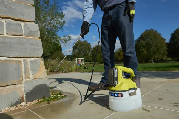 RYOBI 18V ONE+ Aku ručný postrekovač OWS1880
