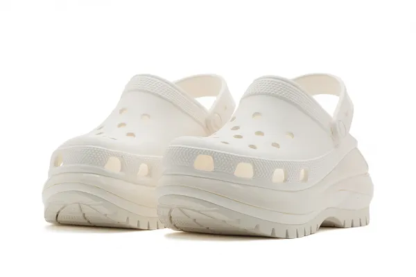 Crocs Classic Mega Crush Clog "White" (207988-WHITE)