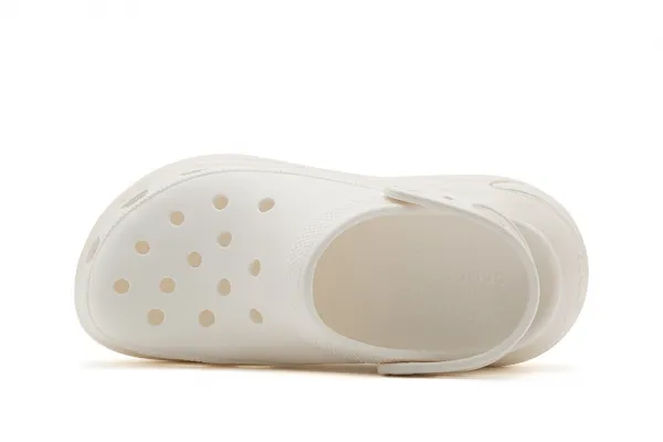 Crocs Classic Mega Crush Clog "White" (207988-WHITE)