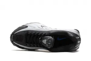 Nike Shox R4 Wmns "Metallic Silver Black" (AR3565-006)