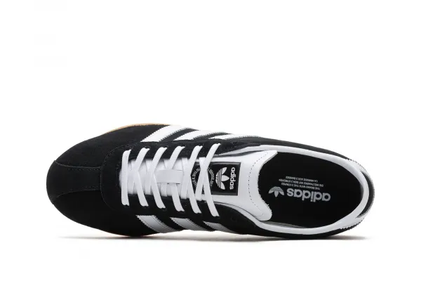 adidas Tokyo "Core Black Cloud White" (JI0183)