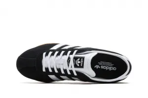 adidas Tokyo "Core Black Cloud White" (JI0183)