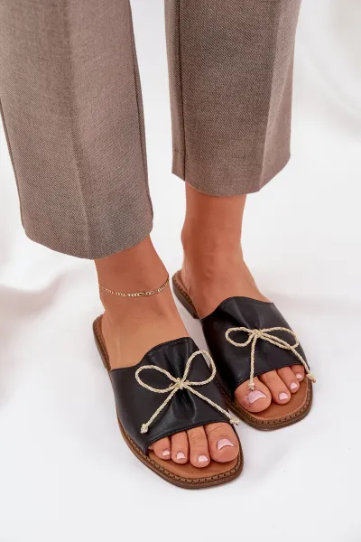 PS1 Sandal Na Plochéj Podošve S Ozdobnou Mašľou Čierne Deonelis