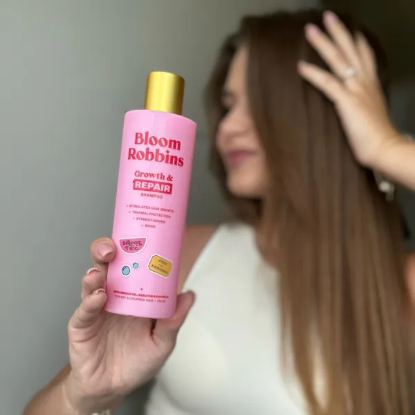 Bloom Robbins Growth & Repair šampón pre suché a poškodené vlasy 250 ml