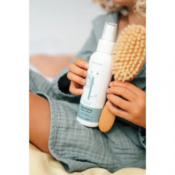 Naif Baby & Kids Hair Lotion bezoplachový vyživujúci kondicionér pre jednoduché rozčesávanie vlasov 150 ml