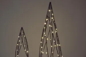 Sada kovových pyramíd, 154 LED diód, teplá biela
