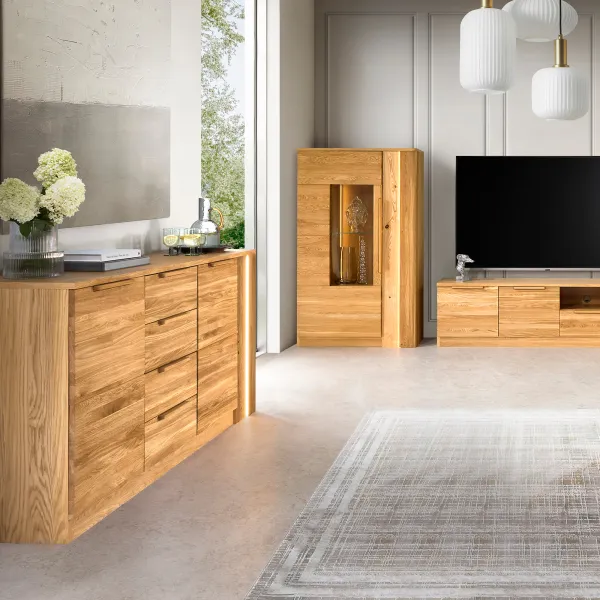 Szynaka Vitrína London 15 98 cm z masívu s LED osvetlením dub prírodný