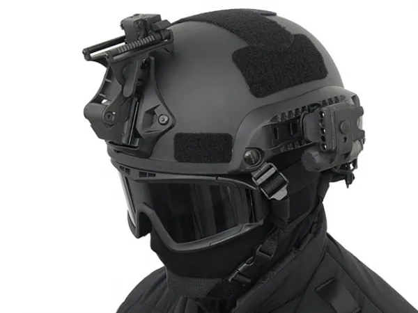 Helma 8FIELDS Ultra Light Spec-Ops Mid-Cut Mich - čierna