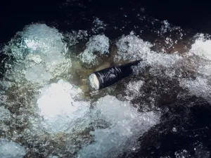 Svietidlo ručné taktické LED ARMYTEK Dobermann Pro Magnet USB, nabíjateľné - čierne