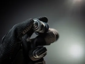 Svietidlo ručné LED ARMYTEK Predator Pro Magnet USB Warm - nabíjateľné