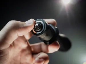 Svietidlo ručné taktické LED ARMYTEK Dobermann Pro Magnet USB, nabíjateľné - čierne