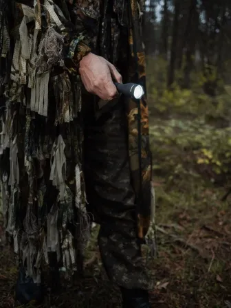 Svietidlo ručné LED ARMYTEK Viking Magnet USB Warm - nabíjateľné