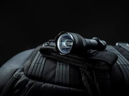 Svietidlo ručné LED ARMYTEK Viking Magnet USB Warm - nabíjateľné