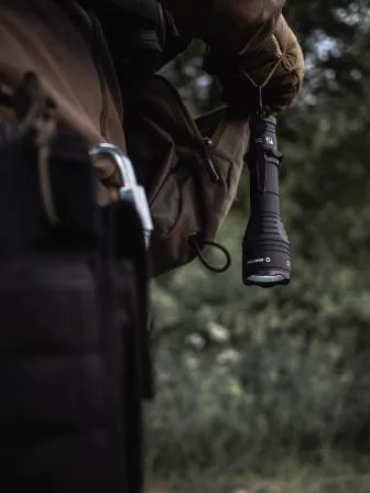 Svietidlo ručné LED ARMYTEK Viking Magnet USB Warm - nabíjateľné