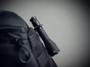 Svietidlo ručné LED ARMYTEK Viking Magnet USB Warm - nabíjateľné