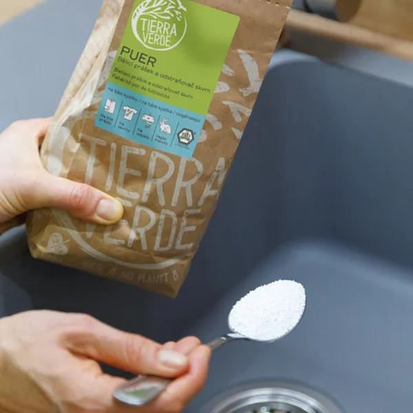 Puer – bieliaci prášok a odstraňovač škvŕn na báze kyslíka (papierové vrecko) Tierra Verde 250g