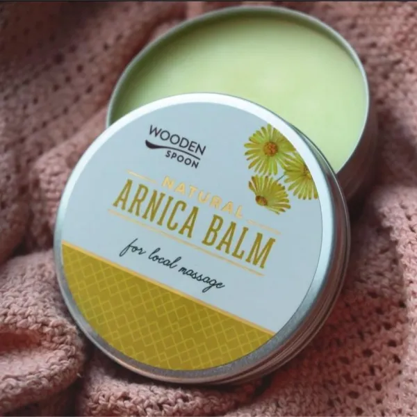 Prírodný masážny balzam s výťažkami arniky Wooden Spoon 15ml