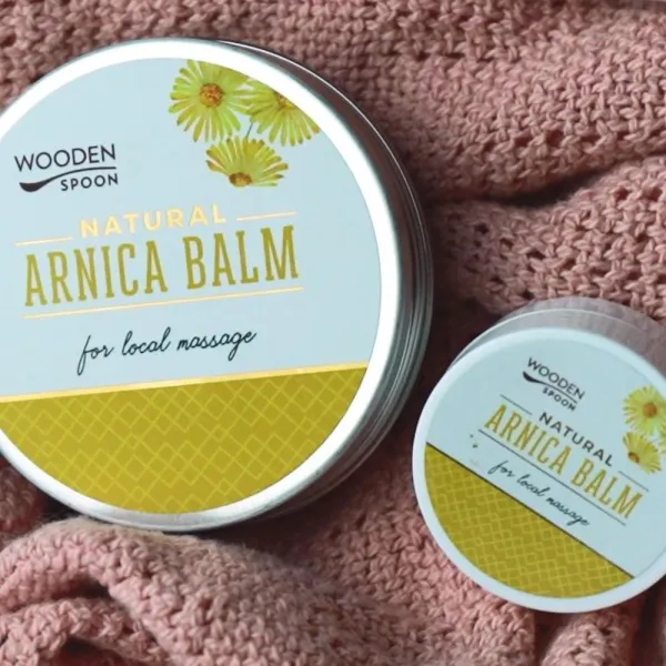 Prírodný masážny balzam s výťažkami arniky Wooden Spoon 15ml