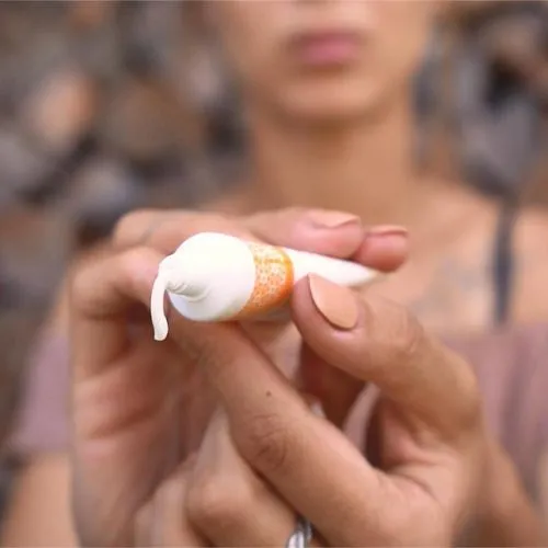 Minerálny opaľovací krém na tvár s nízkym komedogénnym indexom SPF50 Wooden Spoon 10ml vzorka