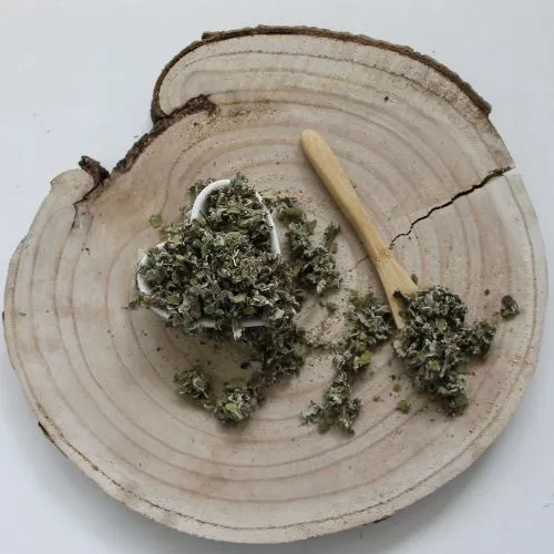 Podbeľ liečivý - list narezaný - Tussilago farfara - Folium farfarae Emerosa 50 g