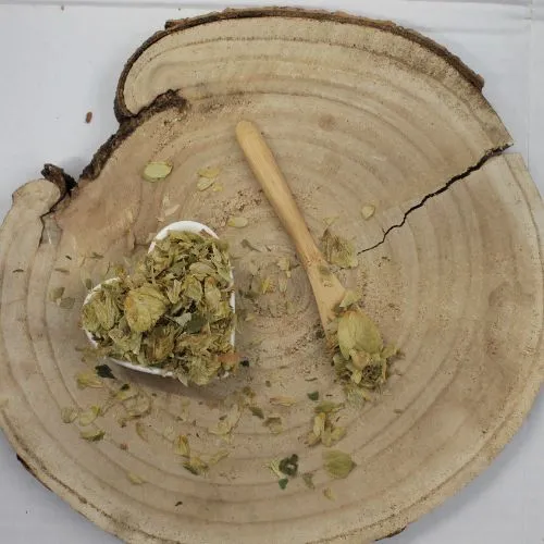 Chmeľ obyčajný - šištice narezané - Humulus lupulus - Strobilus lupuli Emerosa 50 g