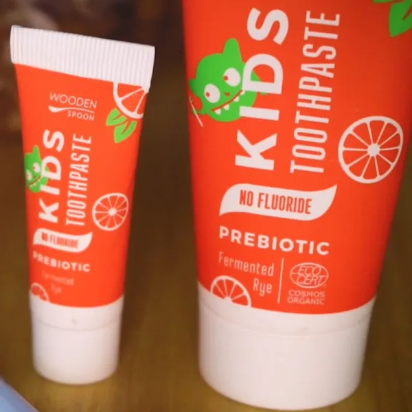 Detská prebiotická zubná pasta bez fluoridu Wooden Spoon 10ml vzorka