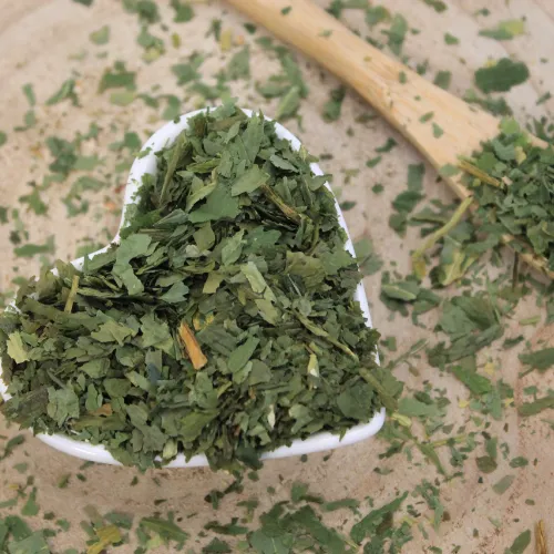 Medvedí cesnak - list narezaný - Allium ursinum - Folium allii ursini Emerosa 50 g