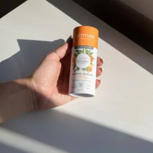 Prírodný tuhý dezodorant ATTITUDE Super leaves  - pomarančové listy 85g