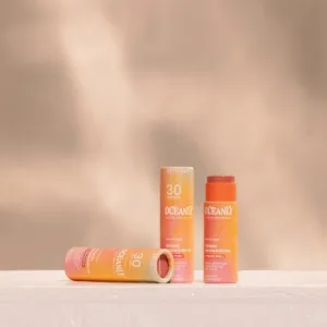 Tónujúci balzam na pery  SPF 30 ATTITUDE Oceanly - Peachy Shell 8,5g
