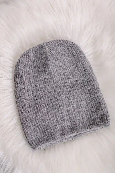 Sivá čiapka Dorene