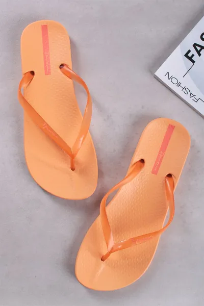 Oranžové gumené nízke šľapky Anatomic Connect