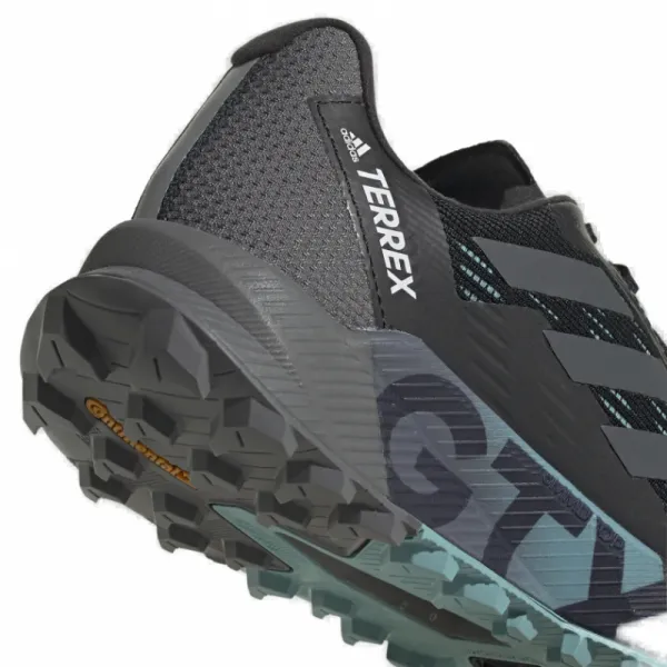 Dámska bežecká trailová obuv ADIDAS Terrex Agravic Flow 2.0 GTX core black grey six mint ton