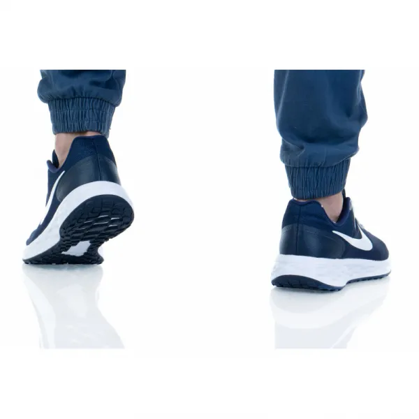 Pánska športová obuv (tréningová) NIKE Revolution 6 Next Nature navy blue white black