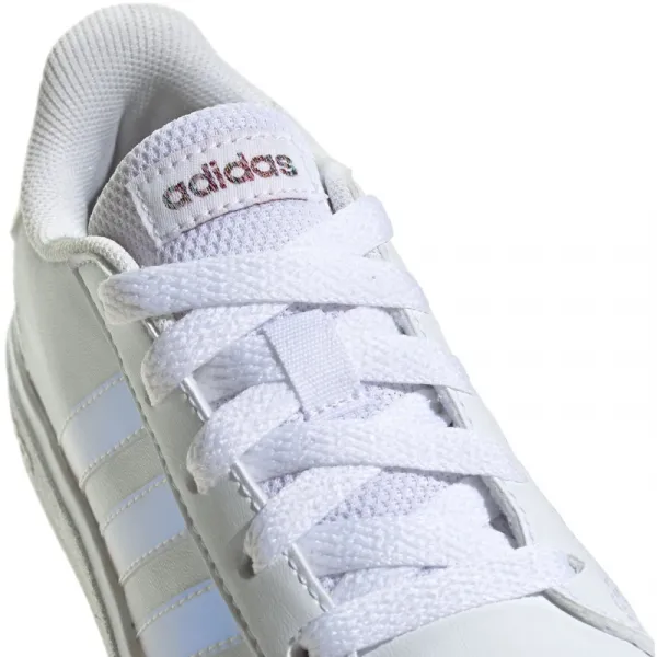 Dievčenská rekreačná obuv ADIDAS Grand Court 2.0 K cloud white iridescent cloud white