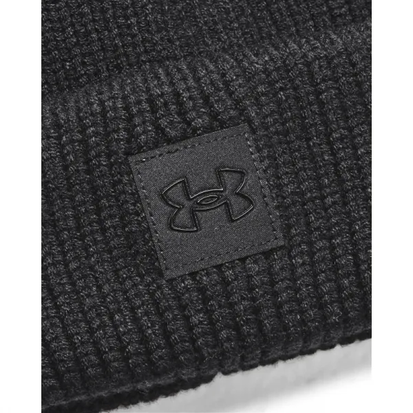 Dámska zimná čiapka UNDER ARMOUR UA Halftime Ribbed Pom-BLK
