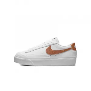 Dámska vychádzková obuv NIKE Blazer Low Platform white black sail metallic copper