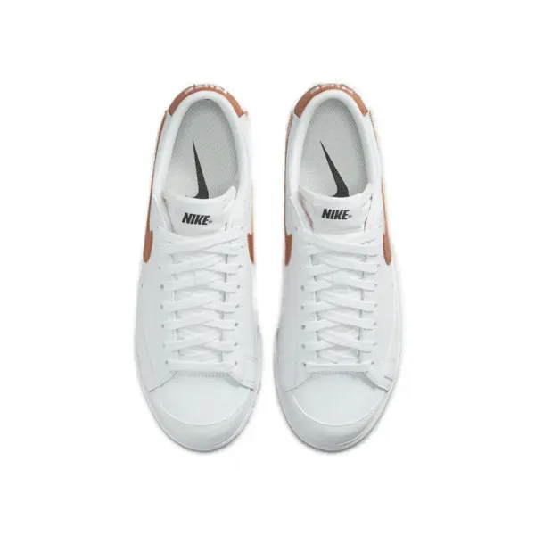 Dámska vychádzková obuv NIKE Blazer Low Platform white black sail metallic copper