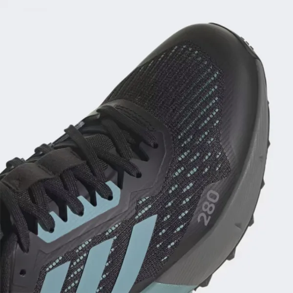 Dámska bežecká trailová obuv ADIDAS Terrex Agravic Flow 2.0 core black dash grey cloud white