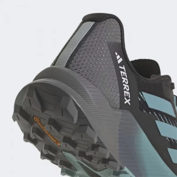 Dámska bežecká trailová obuv ADIDAS Terrex Agravic Flow 2.0 core black dash grey cloud white